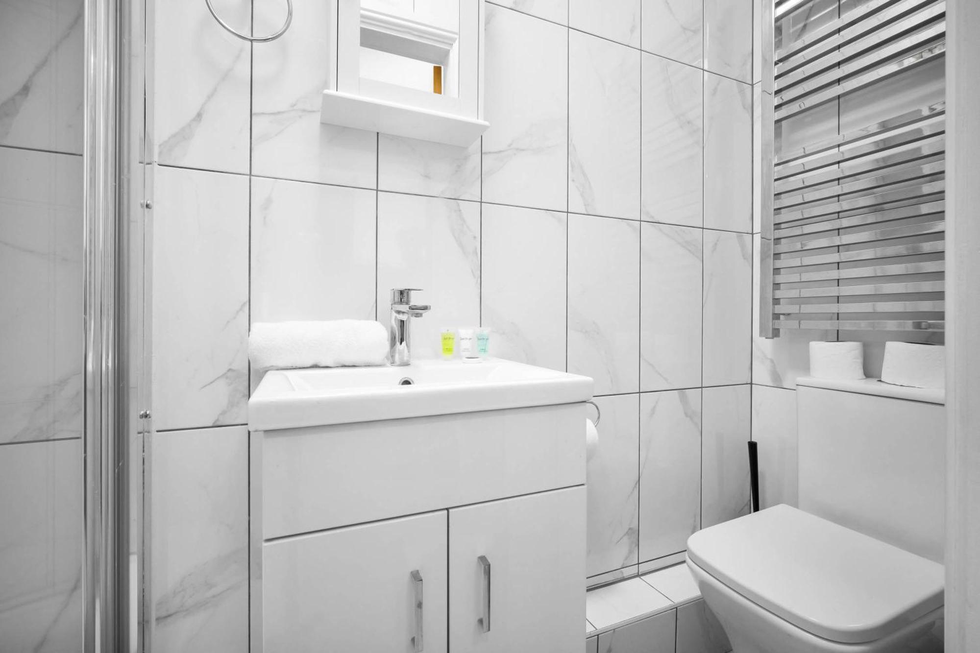 Luxury Apartment - Wifi - Smart Tv - Near City Centre - 2Mr Birmingam Habitación foto
